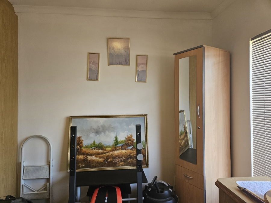 2 Bedroom Property for Sale in Riviera Northern Cape